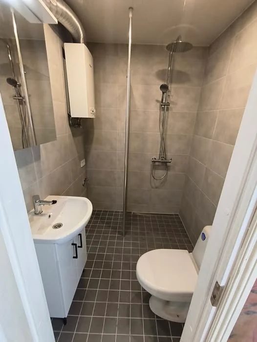 Vannitoa ja WC renoveerimine Tartus Vaksali tänavas – praktiline ja kompaktne lahendus